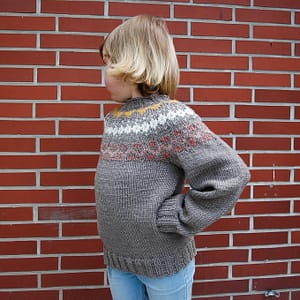 Norweger-Pullover mit bunter Passe in Taupe